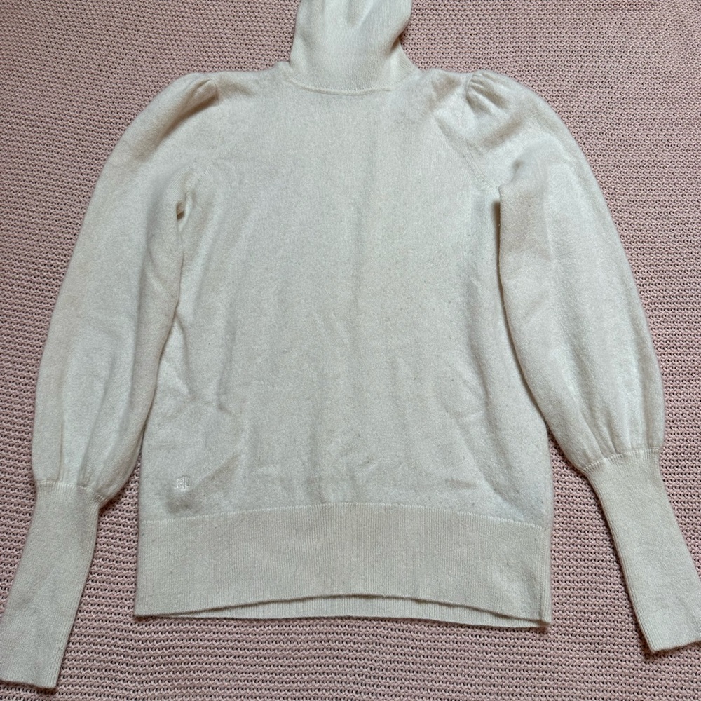 Ralph Lauren Cream cashmere Turtleneck Sweater with Puffed Sleeves - Picture 2 of 2